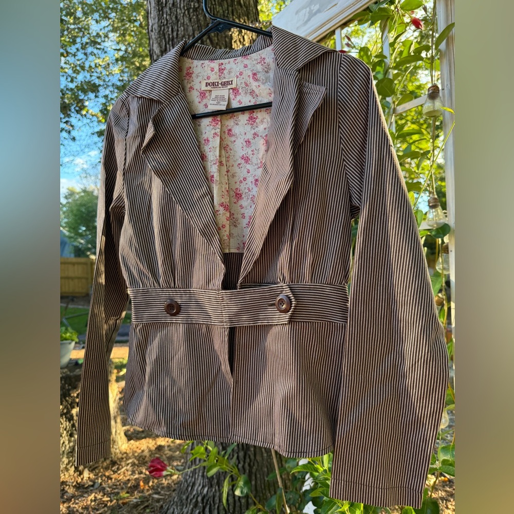 Doki-Geki Brown Striped Jacket